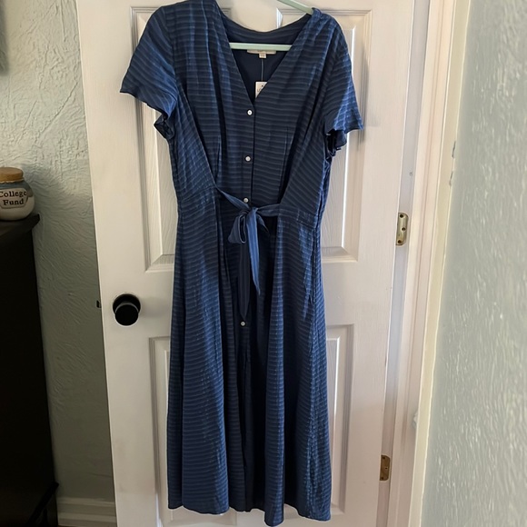 loft blue dress NWTs cottagecore dress. and White Striped Dress. Fits like a M Topped with a smocked stretch cotton bodice Womens Blue Midi Dresses |